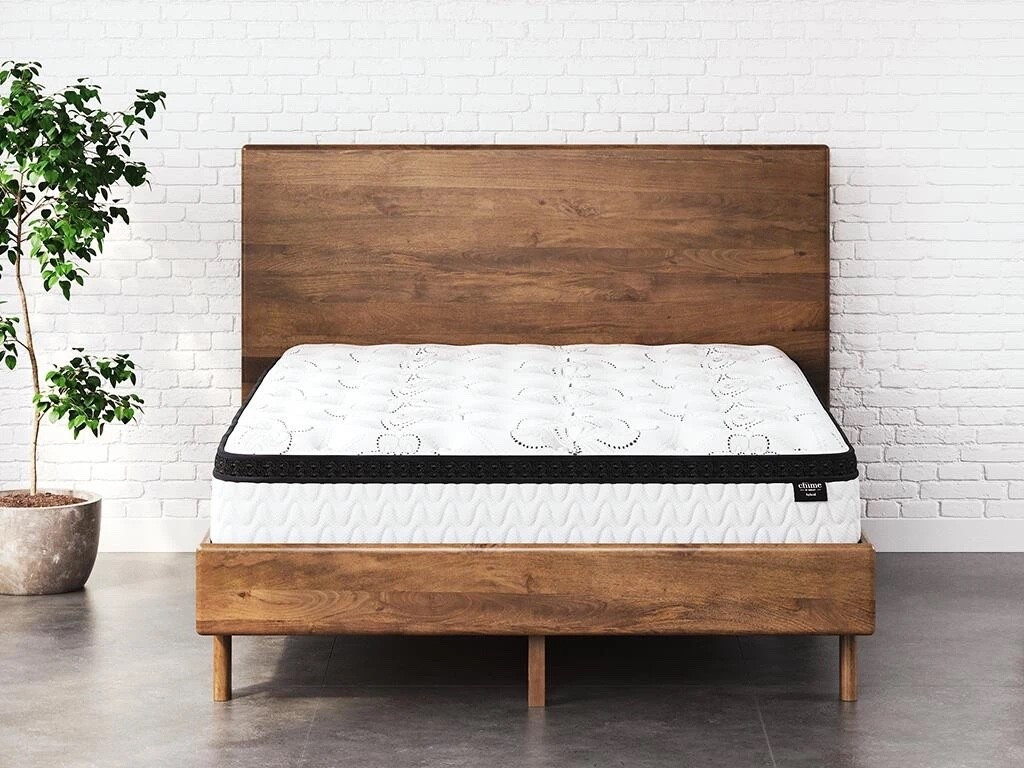 The fun stuff!! It’s getting to be that time of year where we hibernate and mattresses are on sale. I’m ordering this one because I’m afraid our current mattress is 23 years old!!🙈

#LTKdayinmylife #LTKHome #LTKSaleAlert