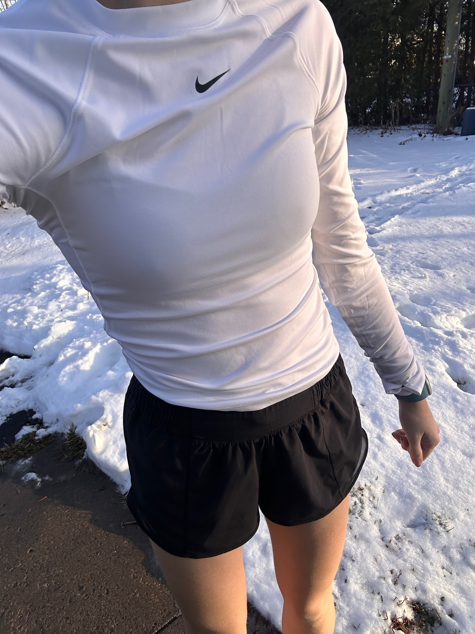 Winter running outfit for when its +4°C 

Wearing size xsmall top and 4 shorts
#winterrunning #winterfitness

Running outfit, Fitness fashion, Athleisure wear, Outdoor gear, Activewear, Lululemon shorts, Hotty Hot shorts, Running gear, Trail running outfit, Marathon training, Fitness motivation,Sporty chic, Athleisure style, Outdoor fashion, Functional fashion, Winter running gear, Cold-weather running, Layered running outfit

#LTKfitness #LTKwinter #LTKcanada