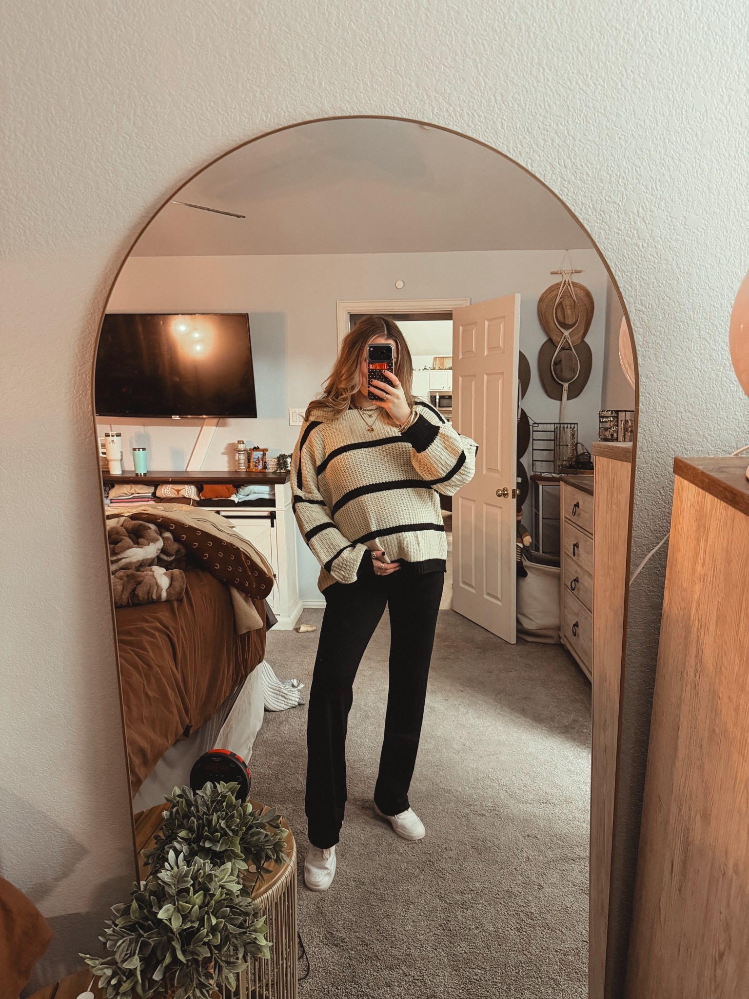 Maternity fashion. Sweater. Maternity leggings. Ootd inspo  

#LTKFindsUnder100 #LTKootd #LTKBump