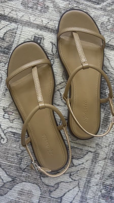 Love these minimal neutral sandals from
Madewell! True to size, I wear a size five! 

20% off with code LTK20 through 5/13