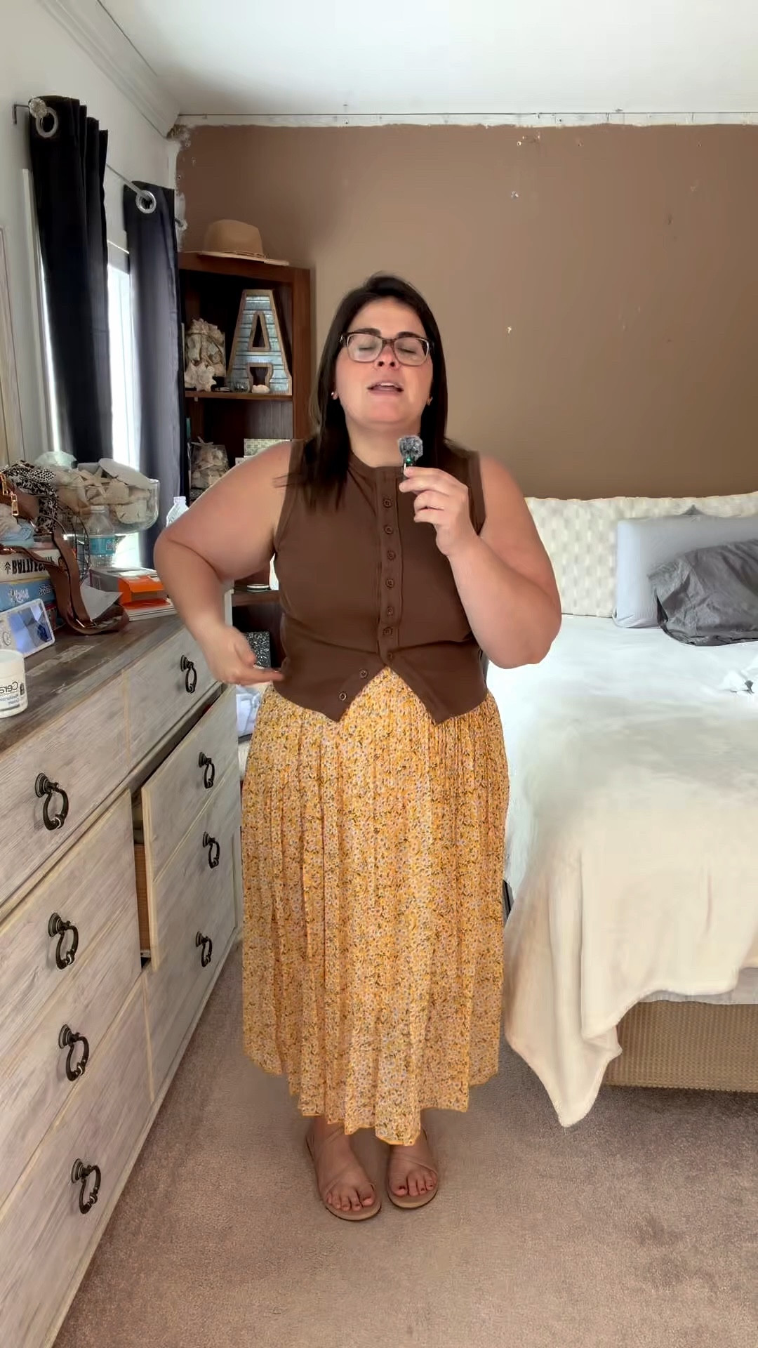 1 piece = multiple outfits 👏

If you’ve been eyeing this, this is your sign—you can style it so many ways with what you already own.

I linked the exact piece + similar options to recreate every look 🤍
#ltkstyle #affordablefinds #midsizefashion #momstyle #outfitinspo

#LTKPlusSize #LTKMidsize #LTKootd