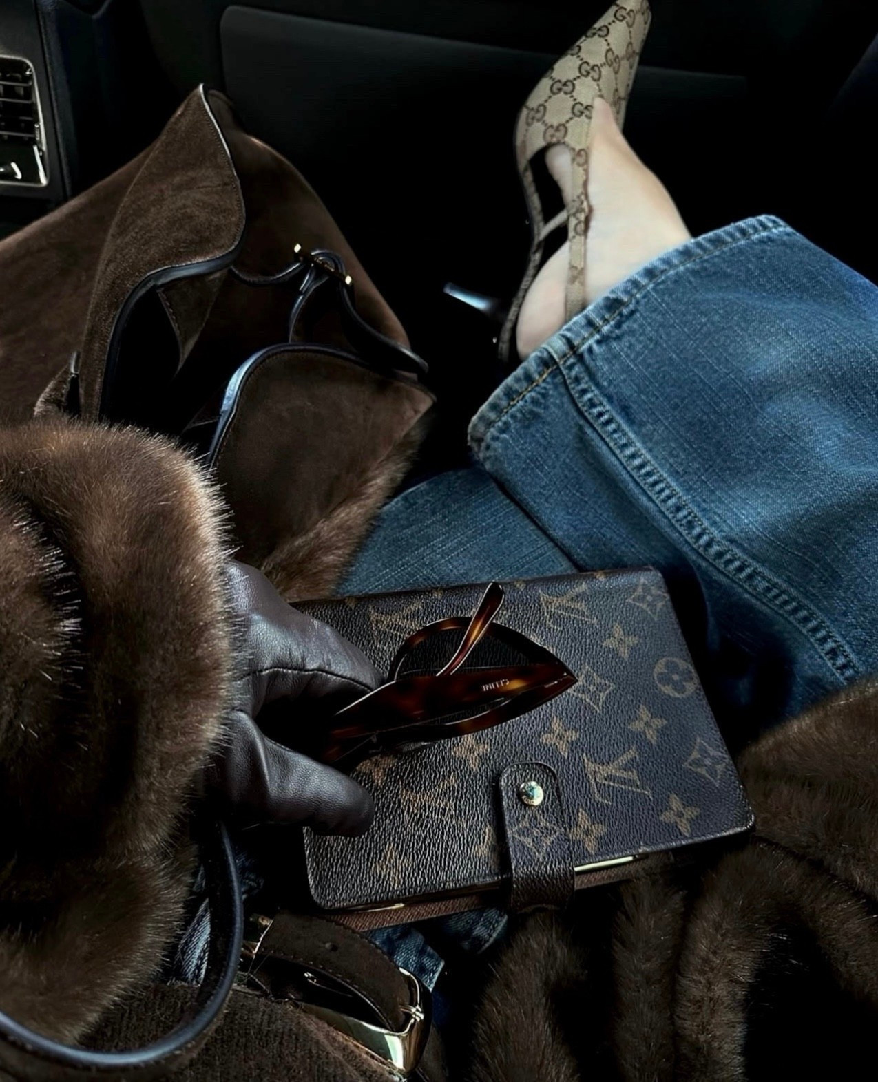 Chocolate tones

#LTKStyleTip #LTKShoeCrush #LTKItBag