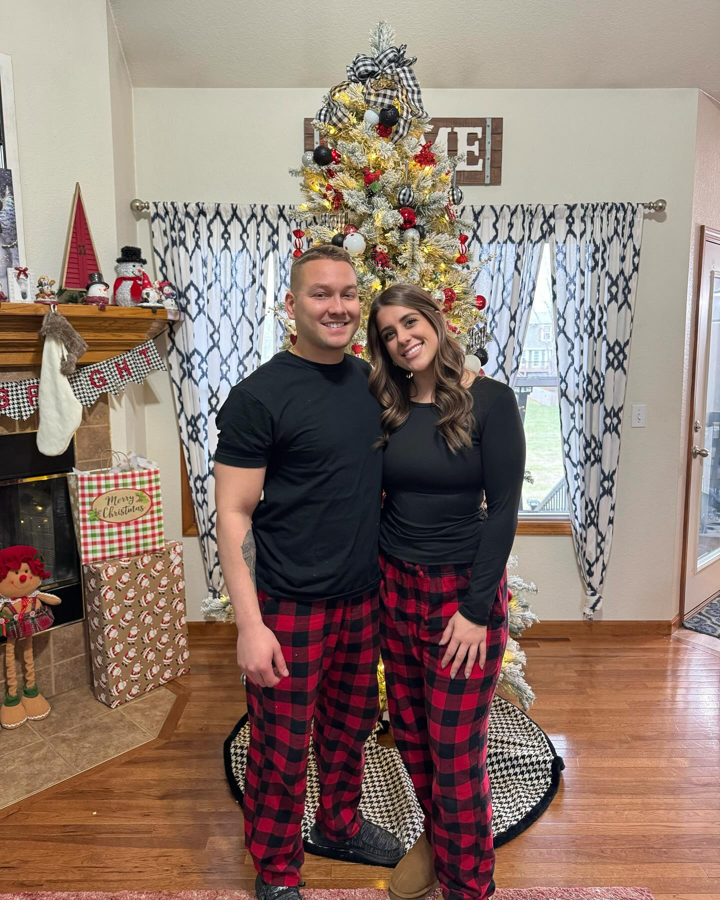 Don’t forget to order your matching Christmas pajamas 🎄🎅🏼Christmas