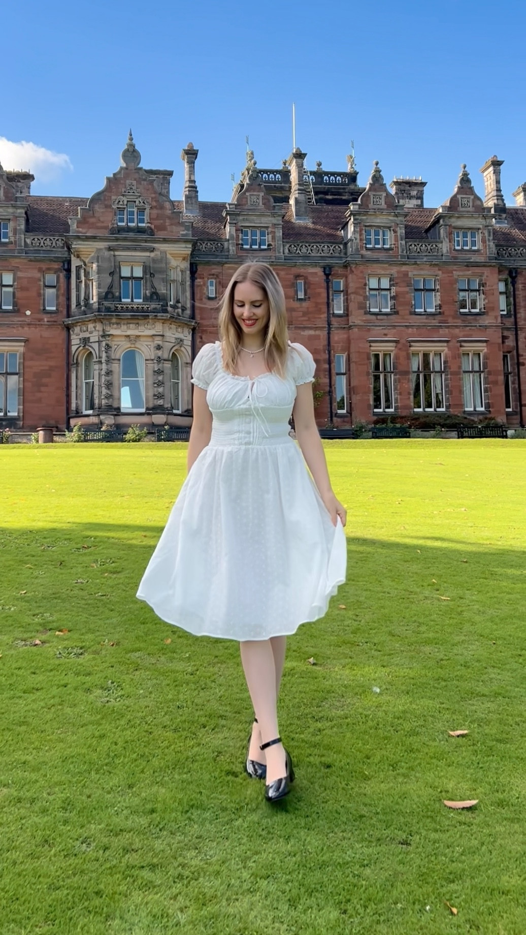 Windy days 🌬️🍃

Dress by @retrostage_official @retrostage.fr @retrostagede AD

#retrostage #fashionblogger #fashionstyle #styleinspiration #outfitinspiration #fashion #style #summer #autumn #summerdresses #summerfashion #autumnfashion #autumnstyle #autumnvibes #vintage #vintagefashion #vintagestyle #vintageaesthetic #vintageoutfit #parisian #retro #retrodress #retrofashion #nature #自然 #时尚

#LTKdresses #LTKstyletip #LTKautumn