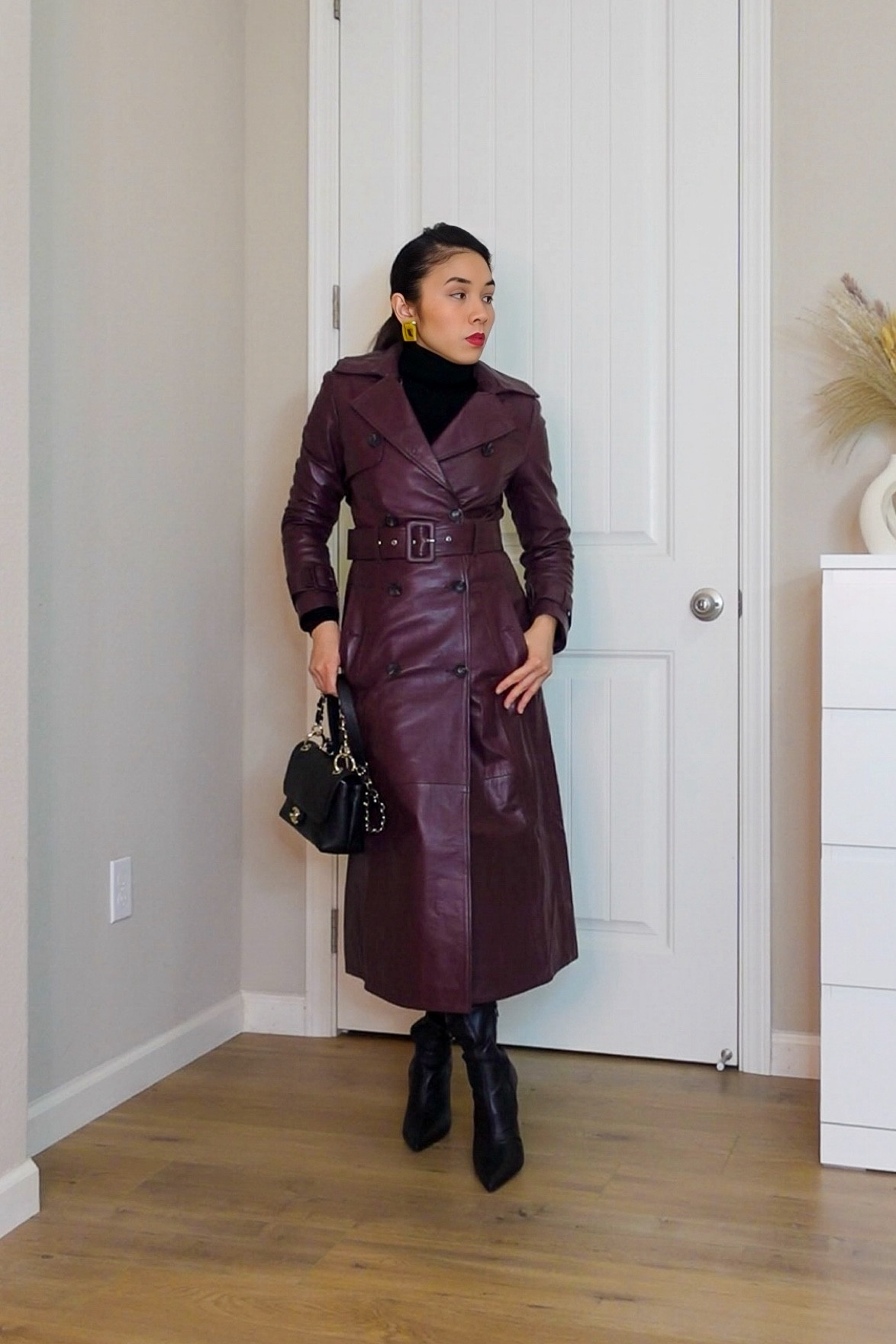 Karen Millen leather coat 

#LTKSeasonal #LTKeurope #LTKstyletip
