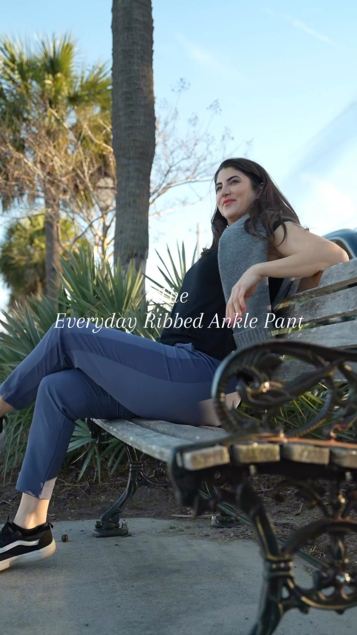 From morning coffee runs to sunset strolls—the Everyday Ribbed Ankle Pants from @RBXActive move with you. ✨

 With breathable fabric, a flattering fit, and pockets for all the essentials, they’re the perfect pair for everyday adventures. Where will you wear yours? 👟



🎥 @WhereisAvory

 #RBXActive #EverydayStyle #MoveWithRBX #activewear #Athleisure

#LTKFindsUnder50 #LTKSaleAlert #LTKActive