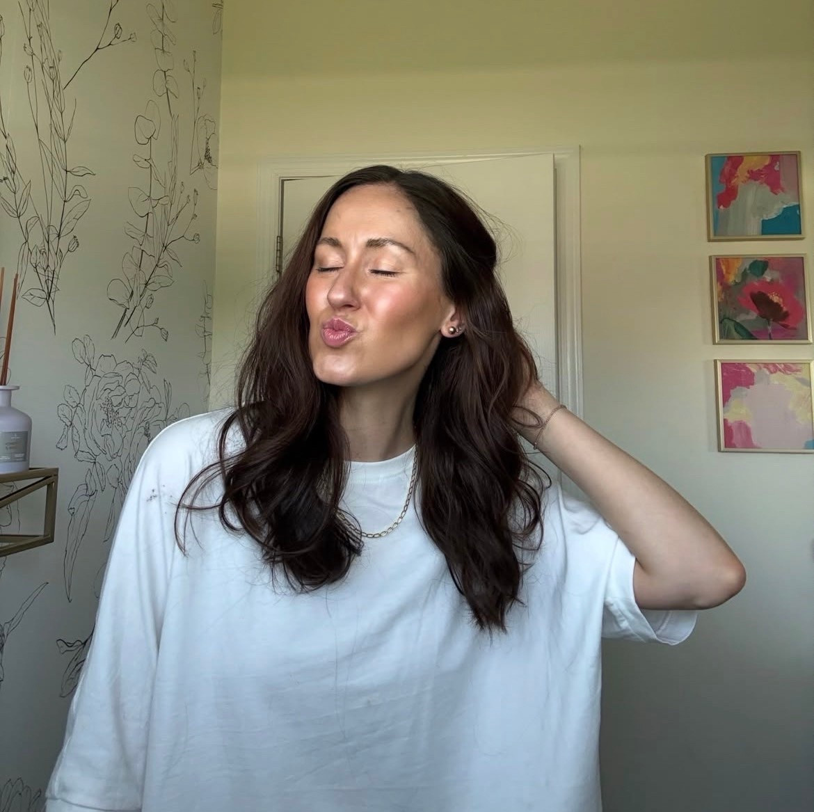 Lovelovelove this two minute glowy makeup look!

#LTKdayinmylife #LTKgrwm #LTKBeauty