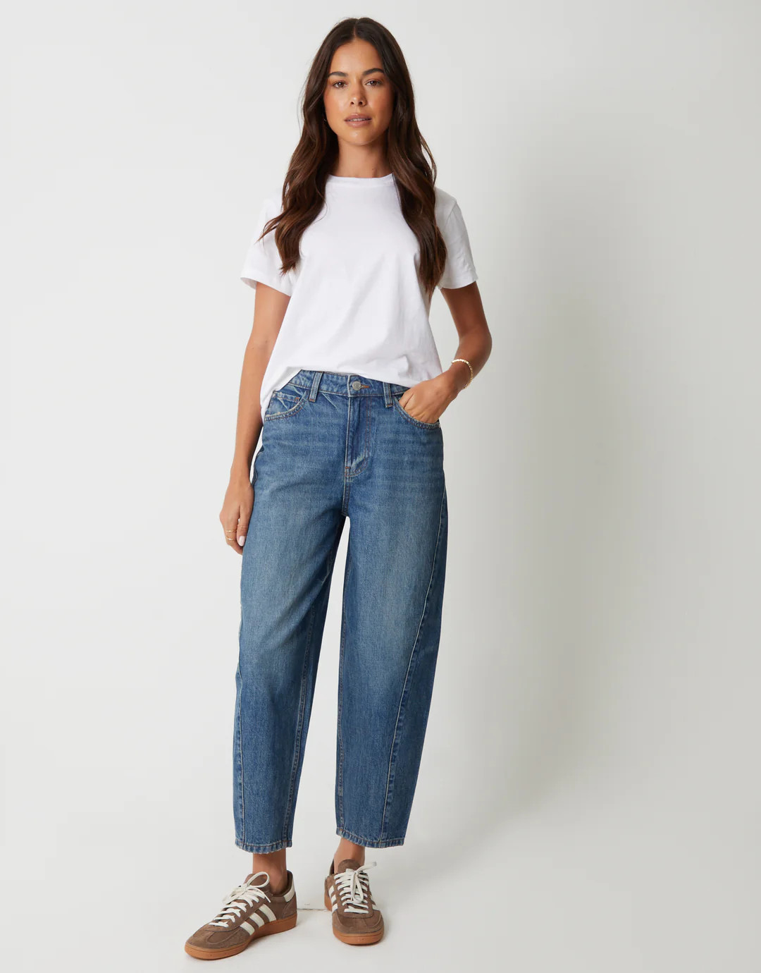 Mid Wash Barrel Leg Jeans | Threadbare UK