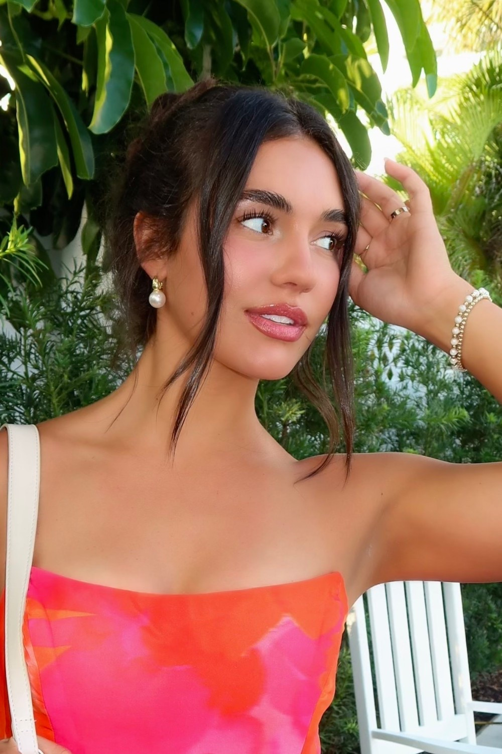 Dress & Jewelry 

#LTKFindsUnder100 #LTKU #LTKSeasonal