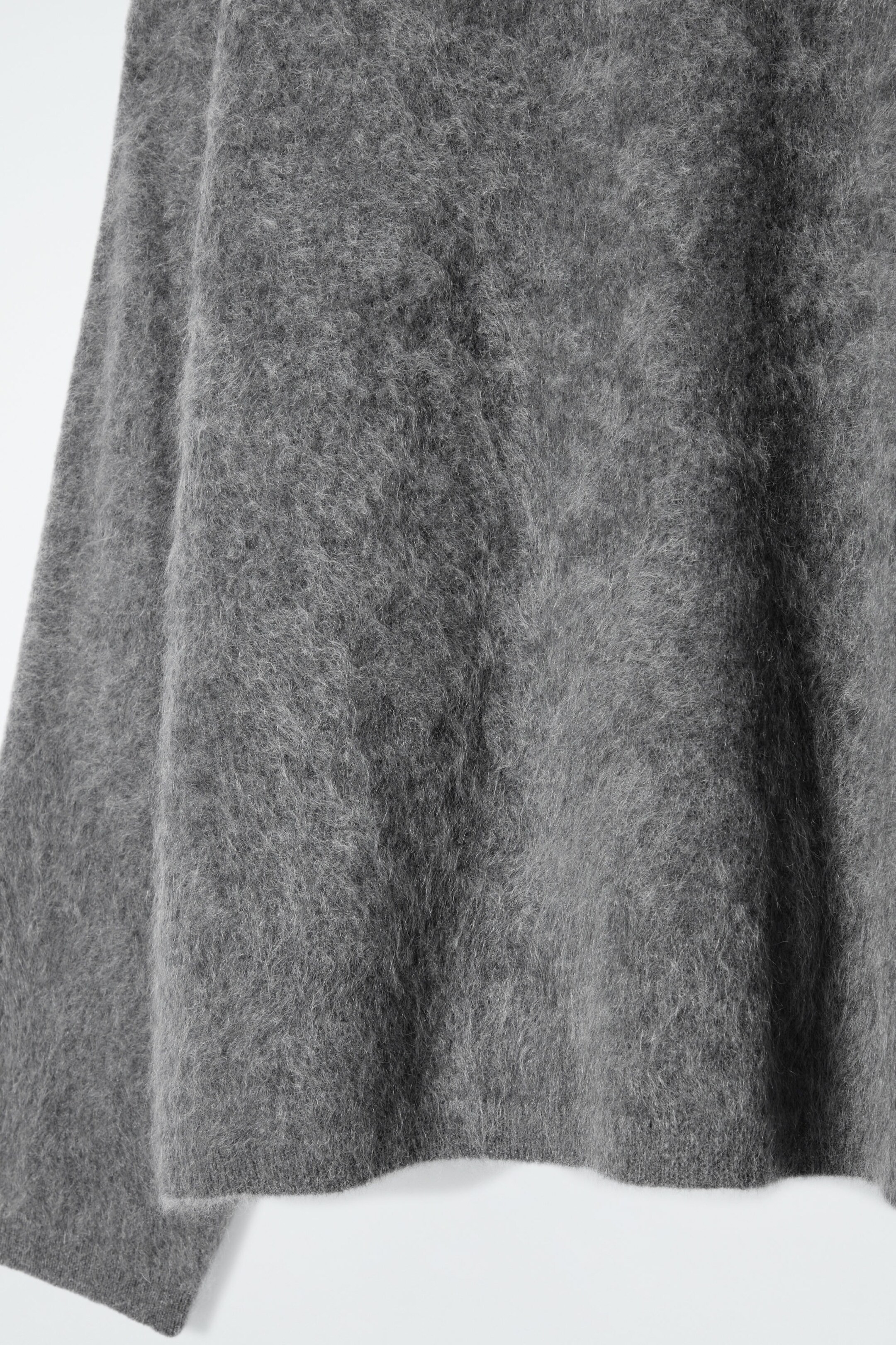 BRUSHED-CASHMERE TURTLENECK JUMPER - CHARCOAL | COS (EU)