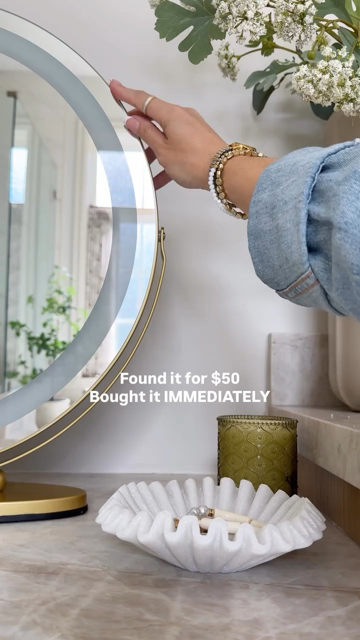 Amazon delivered with this mirror. 🤌🏽✨ It looks like the ones that cost HUNDREDS, but it’s literally $50.

I wanted an oversized vanity mirror with LED lighting that looked elegant and fit the overall aesthetic of my bathroom. This one exceeded my expectations in every way. ♥️
👉🏽You won’t find a more beautiful vanity mirror for the price!!


✨Follow me @stonebrook.home for the best Amazon and LTK home finds.

Xoxo,
Andrea

#LTKHome #LTKBeauty #LTKselfcare

#LTKHome #LTKselfcare #LTKBeauty