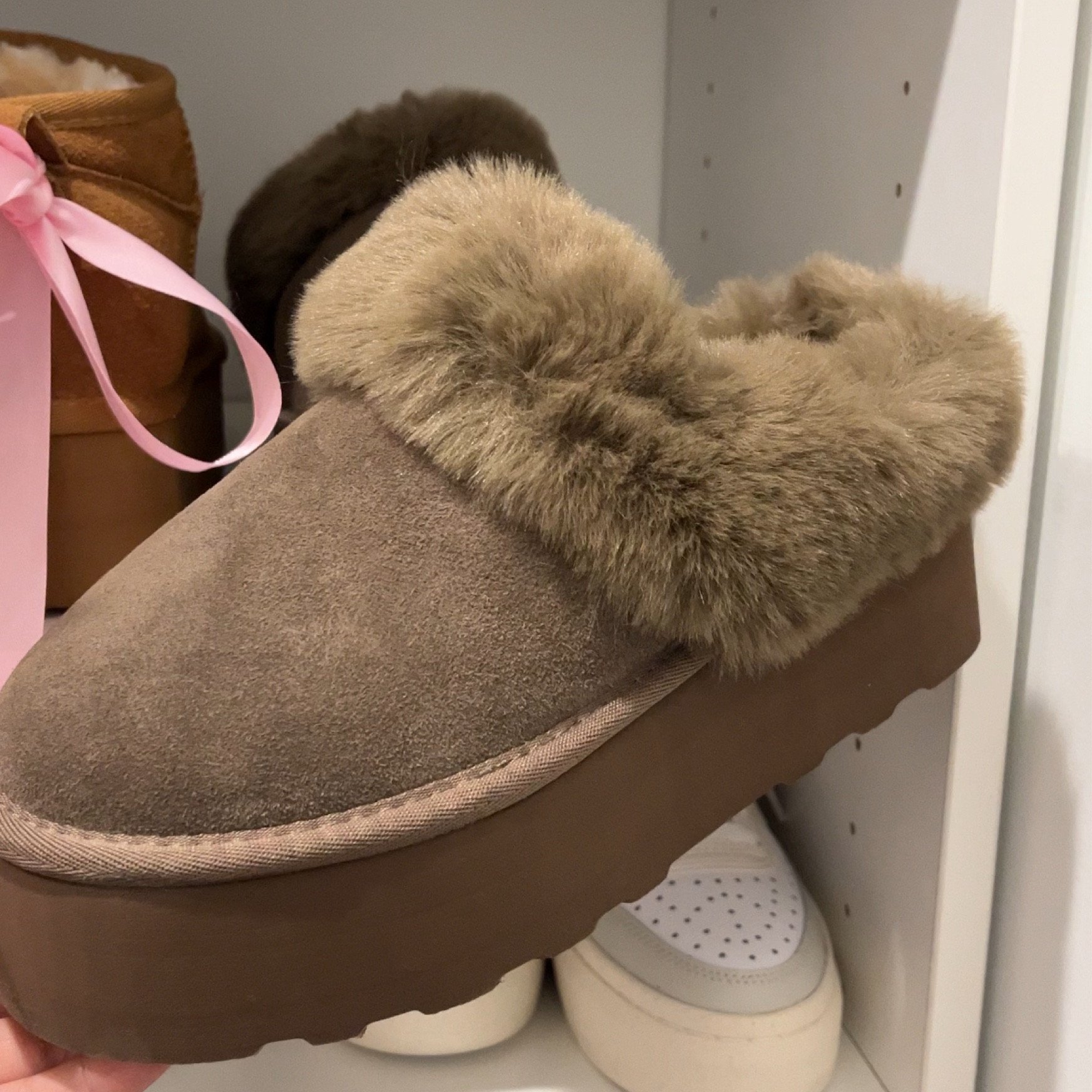 Literally so obsessed! These platform slippers are everything! ✨

#LTKSeasonal #LTKGiftGuide #LTKU