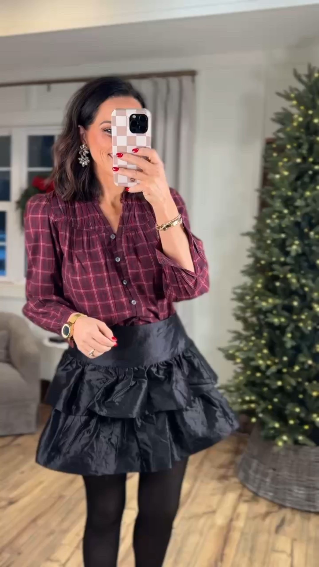 Y’all this holiday party look is so fun & unique! I love the burgundy and black combo, it feels so chic! This skirt is such a statement piece I really just can’t get enough! Walmart partner -
Commission links. VintagePickin Walmart finds Walmart winter fashion holiday party look festive outfit inspiration winter must haves 

#LTKHoliday #LTKootd #LTKSeasonal