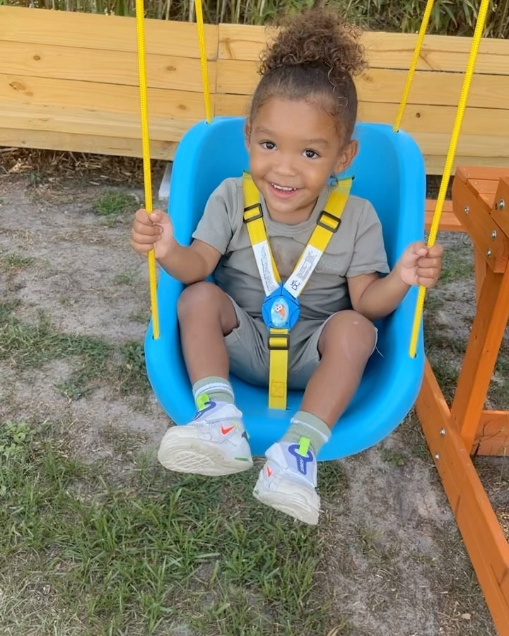 Summer fun thanks to Delta Children’s Baby Shark swing ☀️

Available at Walmart and Amazon 

#LTKKids #LTKFamily #LTKxWalmart