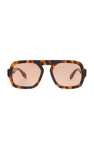 Jane Sunglasses in Brown Tortoise & Maroon | Revolve Clothing (Global)