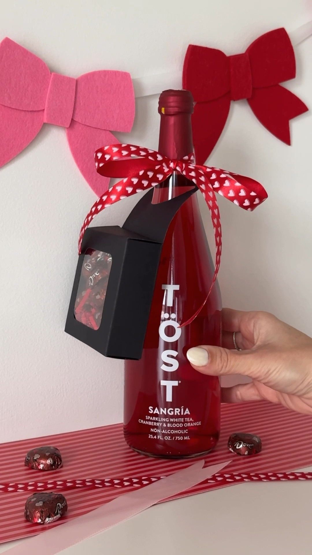 Oh hey, galentine ❣️

How cute are these little wine bottle box tags? Just grab your favorite wine, champagne or bottle and fill with your favorite pairing (I chose dark chocolate 🍫) — add some festive ribbon and you have a well thought out gift! 💝 

So simple and SO cute!

#galentines
#valentinesday
#valentinesdaygift
#valentinesgiftideas


#LTKHome #LTKSeasonal #LTKFindsUnder50