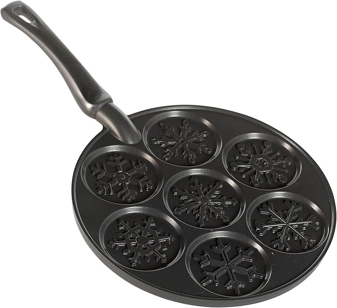 Nordic Ware Snowflake Pancake Pan | Amazon (US)