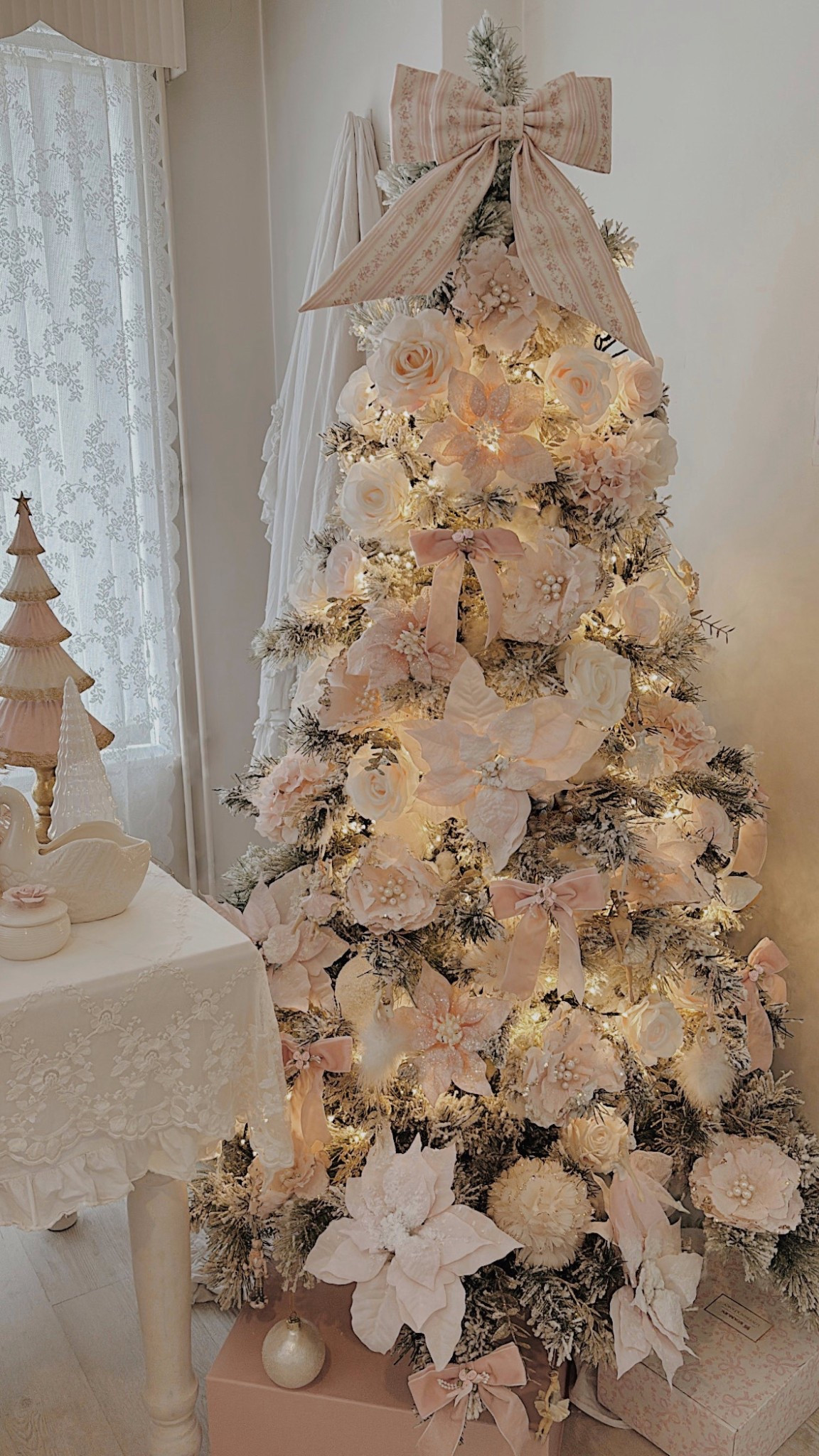 Christmas Tree Decorations 💫

#LTKSeasonal #LTKHoliday #LTKHome