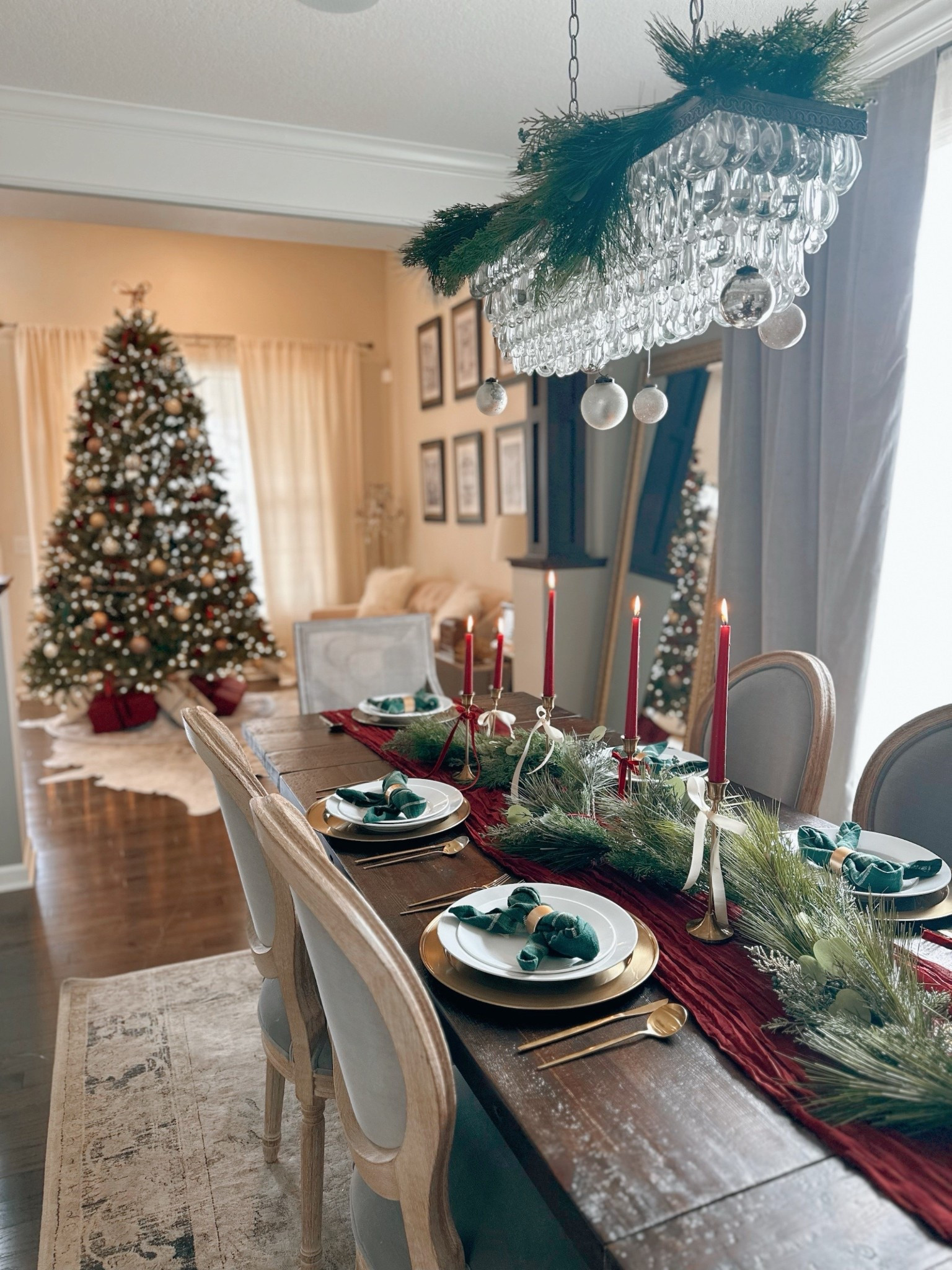 Holiday home decor - table setting, tablescape, Christmas tree #amazonfashion #amazonhome #targetstyle #targethome 

#LTKHome #LTKSeasonal #LTKHoliday