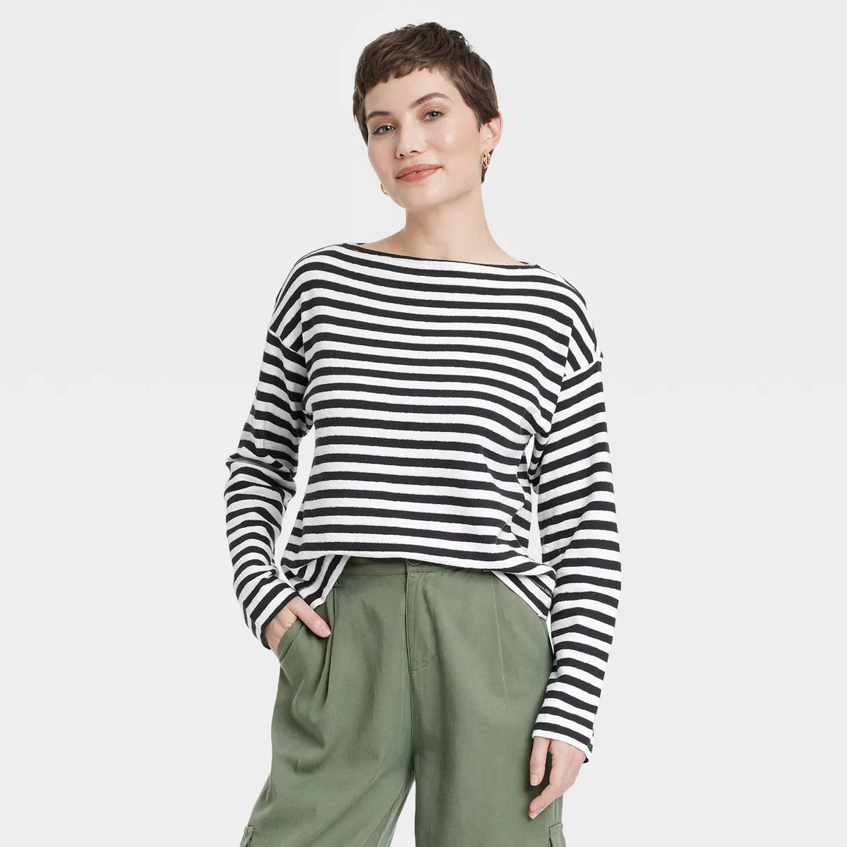 Women's Long Sleeve Boat Neck T-Shirt - Universal Thread™ | Target