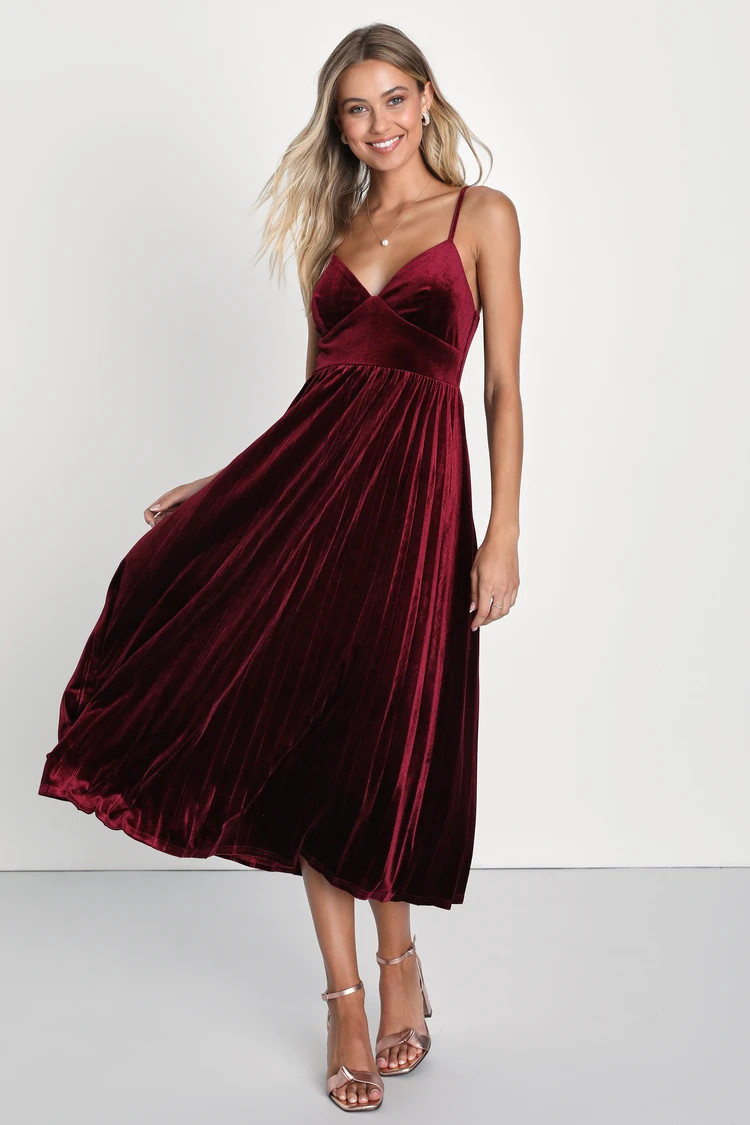 Unreal Charmer Burgundy Velvet Sleeveless Pleated Midi Dress | Lulus
