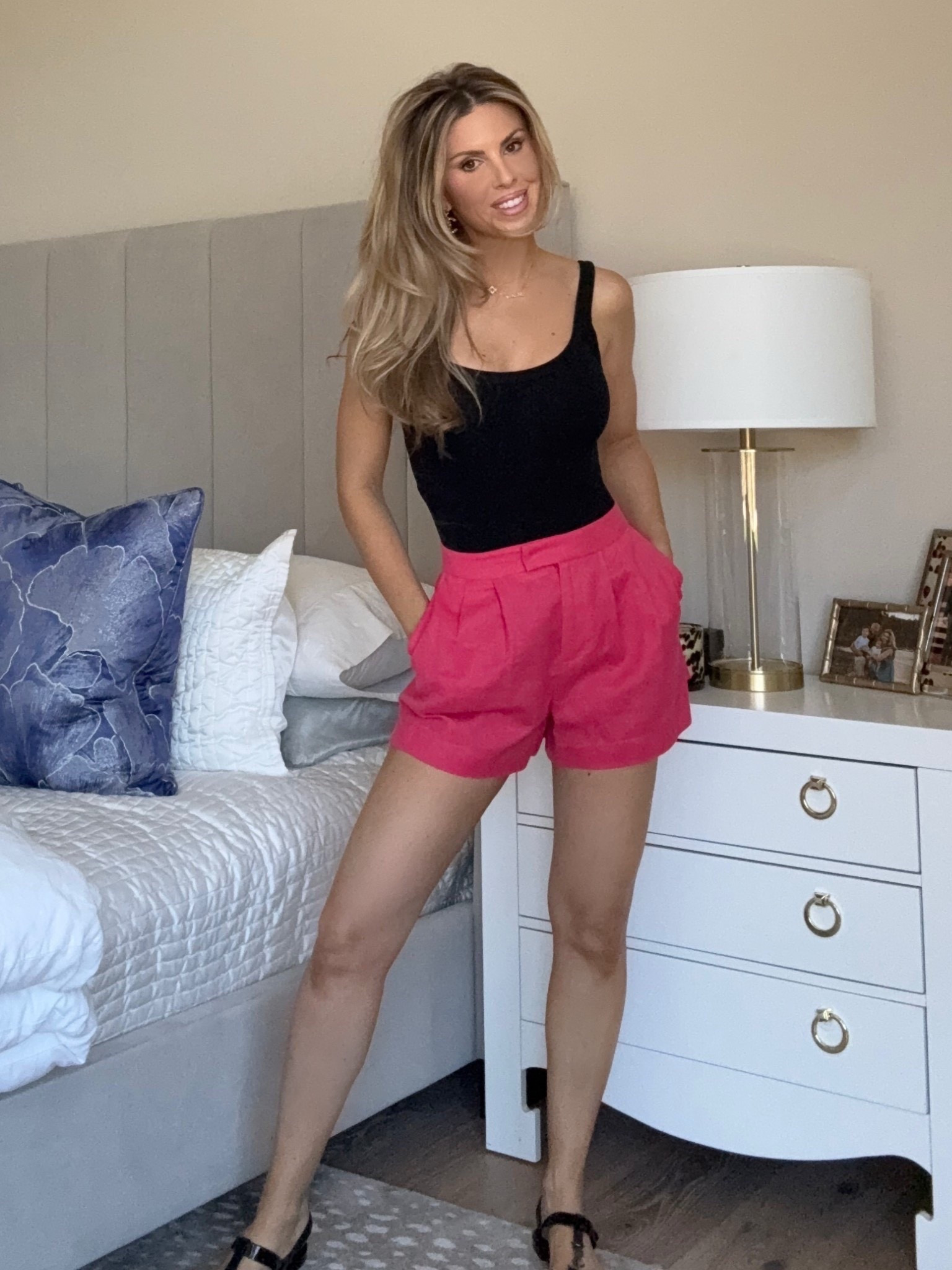 These linen shorts are a total steal under $40 😱😱😱🩷

I’m wearing an xs - I could have done a small for a more relaxed look. There are only a few left in each size. RUNNNN  to purchase, I wish I would have snagged these during the sale. 🤪

#LTKStyleTip #LTKOver40 #LTKSeasonal
