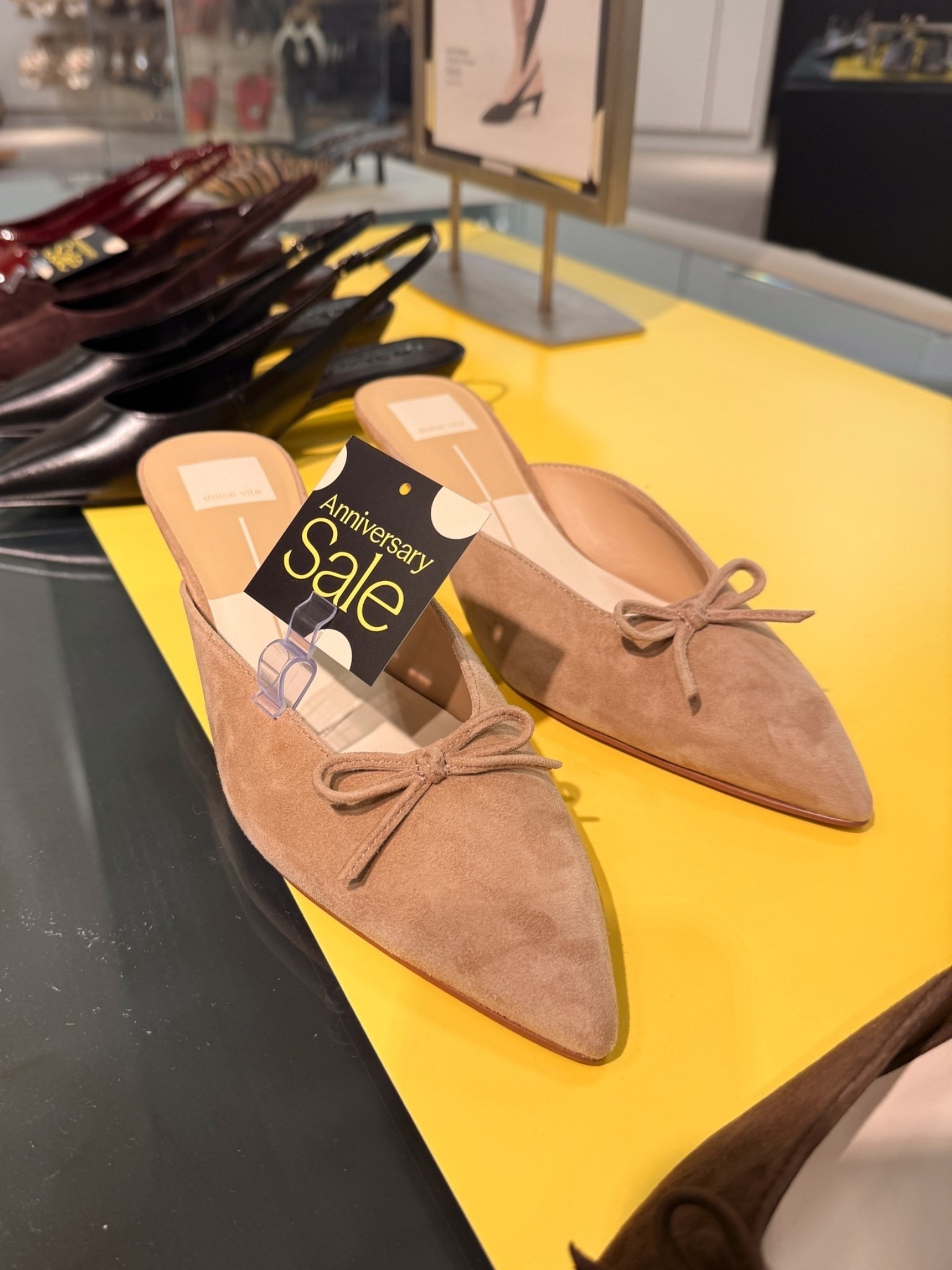 One of my favorite shoe finds that I think will go with everything! Go true to size.

sale alert, Nsale, Nordstrom sale, shoe crush, kitten heels, fall outfits, Amanda west, almost_readyblog

#LTKootd #LTKSaleAlert #LTKPetite
