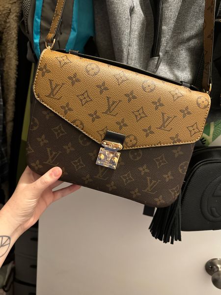 Louis Vuitton Inspired | Purse | Bags | Crossbody 

#LTKfindsunder50 #LTKitbag #LTKU