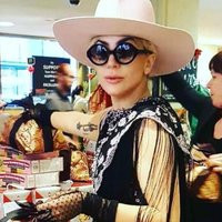 Elaine | Color: Black | Velvet Eyewear (US)