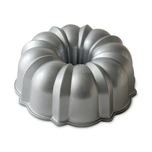 Nordic Ware Original Sparkling Silver Bundt® Pan - Walmart.com | Walmart (US)