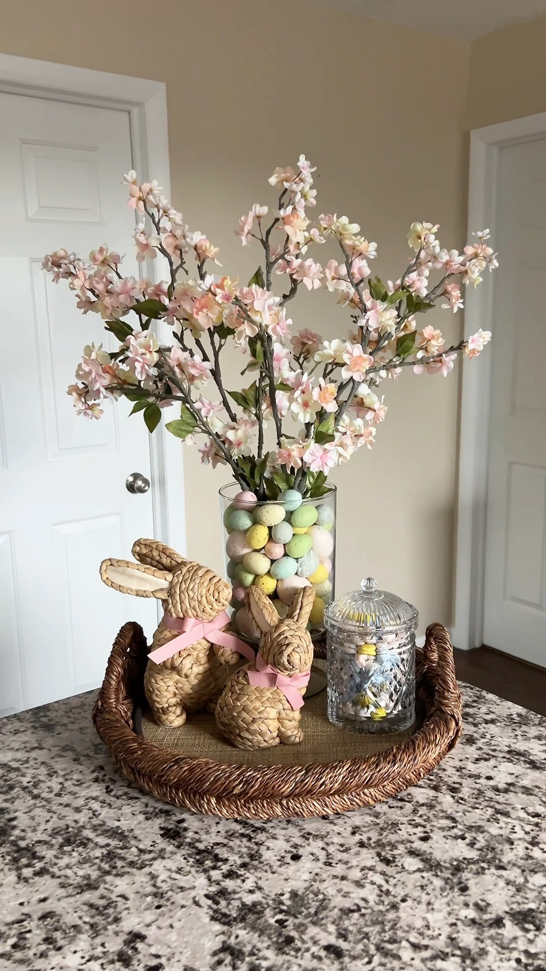 Simple spring centerpiece for Easter 🐰🌸

#LTKSeasonal #LTKHome