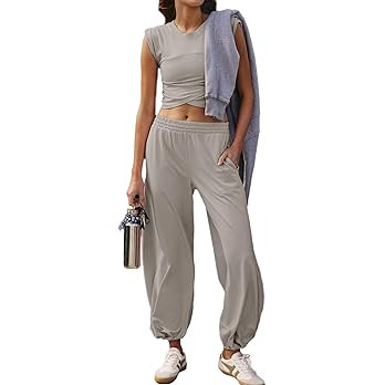 Glamaker Women's Two Piece Athletic Sets Casual Workout Sleeveless Cropped Tops High Sweatpants J... | Amazon (US)