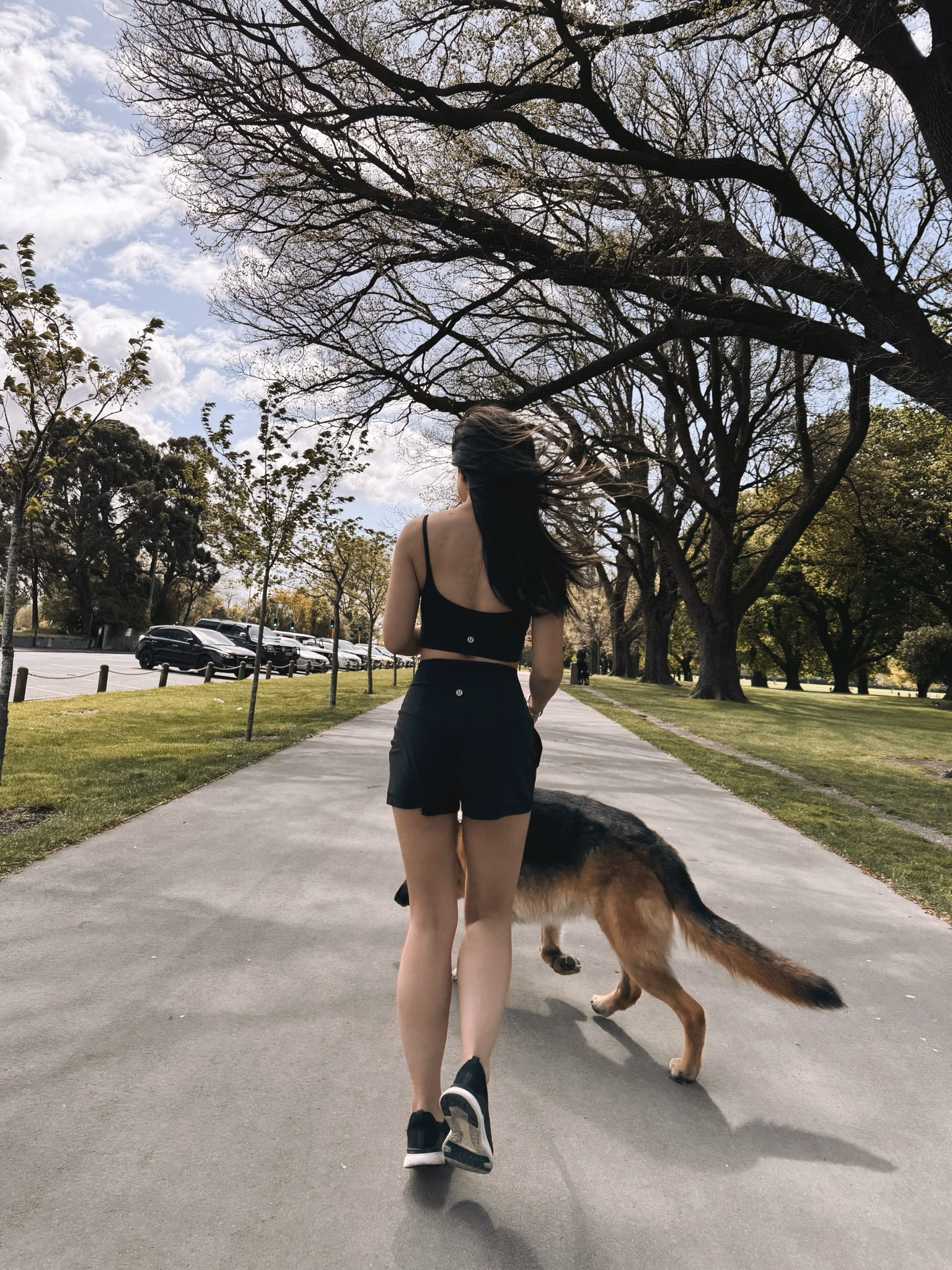 Just a girl and her best friend 🖤 @lululemon @lululemonausnz

#LTKaustralia #LTKstyletip