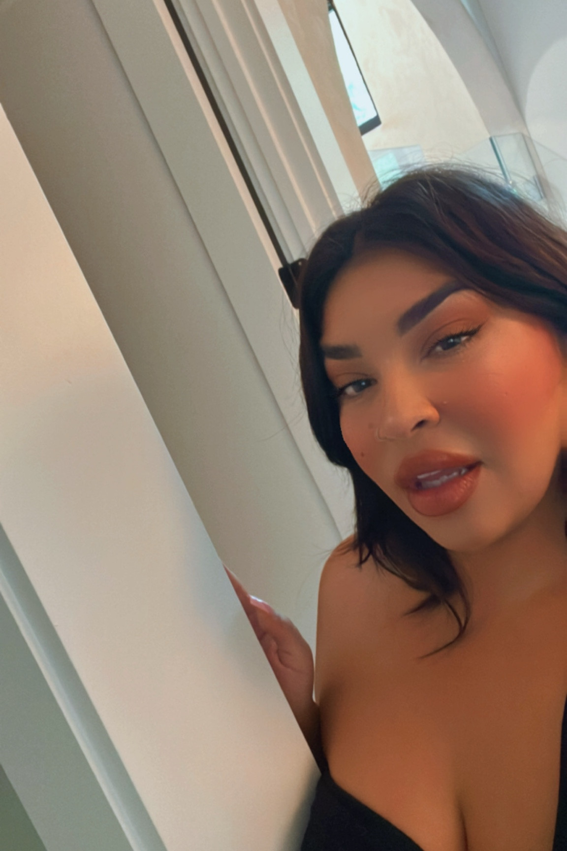 Some of my fav products I used for this look :) 
#ltk #ltkbeauty 

#LTKMostLoved #LTKNYFW #LTKBeauty