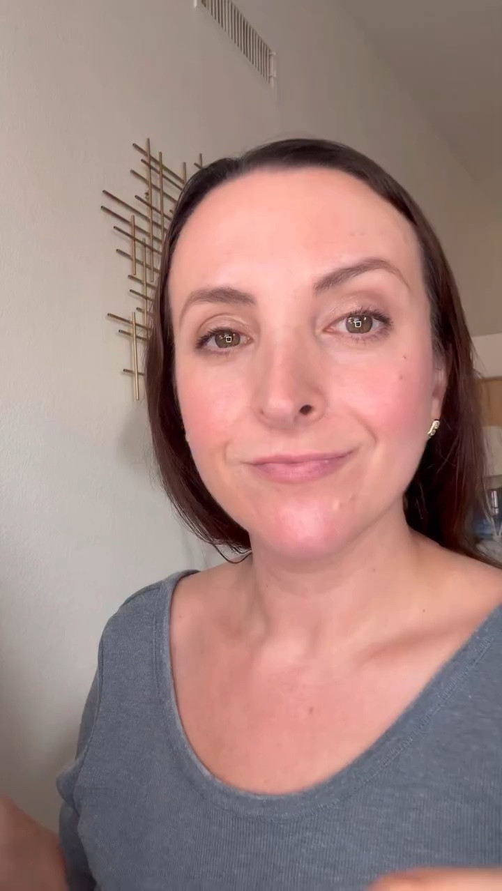 I’ve tried a lot of beauty routines over the years, but this one has been such an easy add-on 🤍

I love that I can whiten my teeth at home without it feeling complicated or time-consuming. It’s become one of those little things that just helps me feel a bit more put together day-to-day. ✨

@mysmileusa @mysmile 

#LTKselfcare #LTKBeauty #LTKgrwm