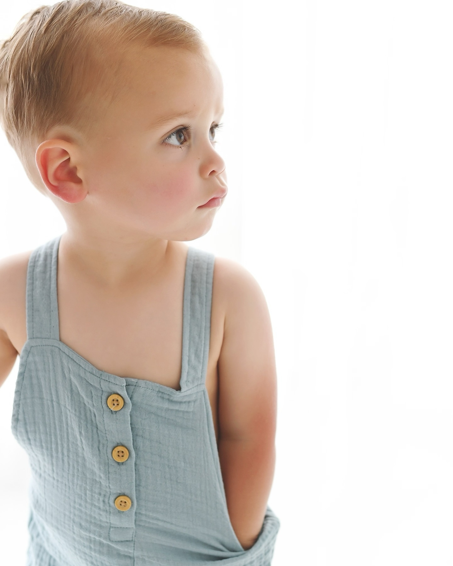 The sweetest organic outfit for photo shoots 