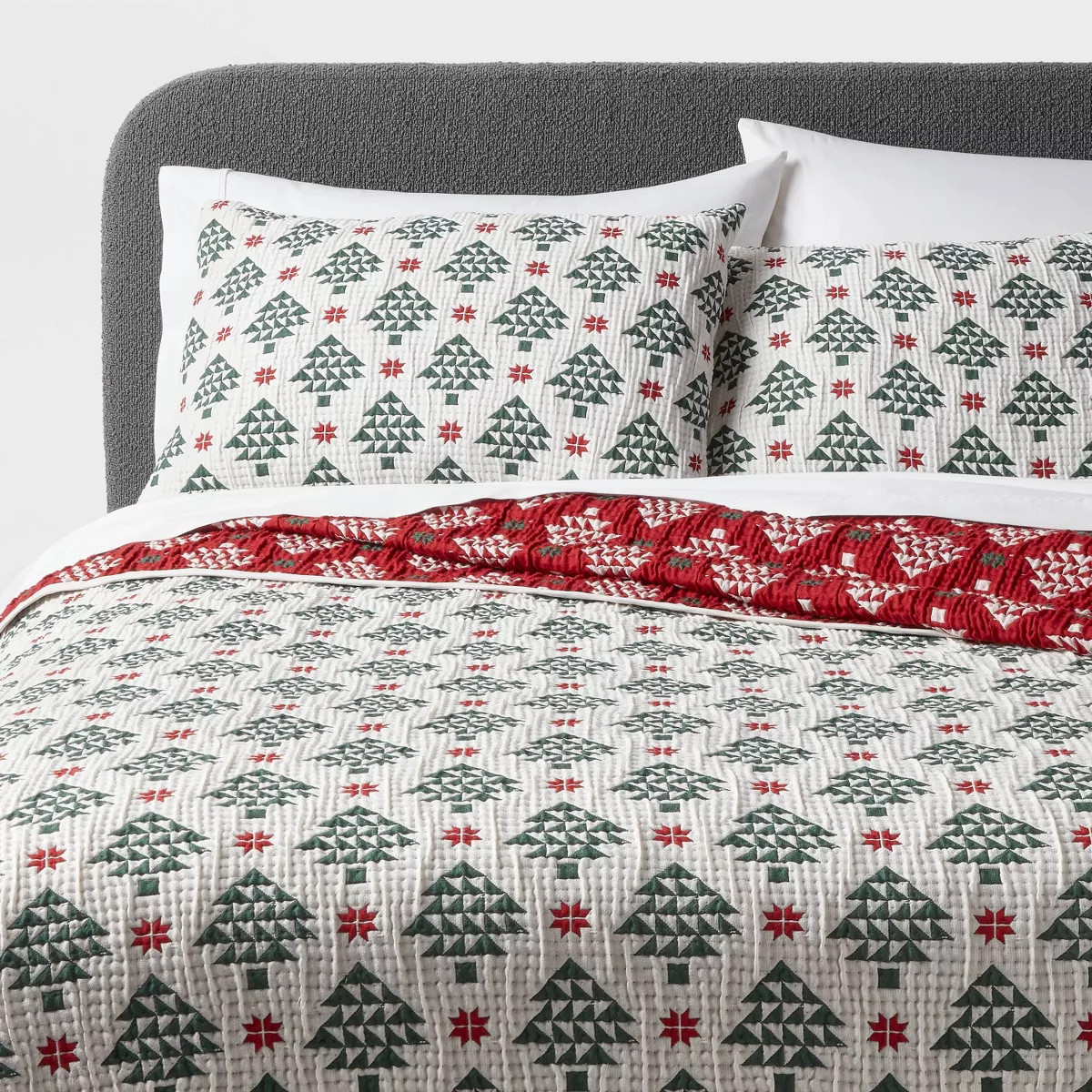 3pc Full/Queen Holiday Matelasse Quilt and Sham Set Green Tree - Threshold™ | Target