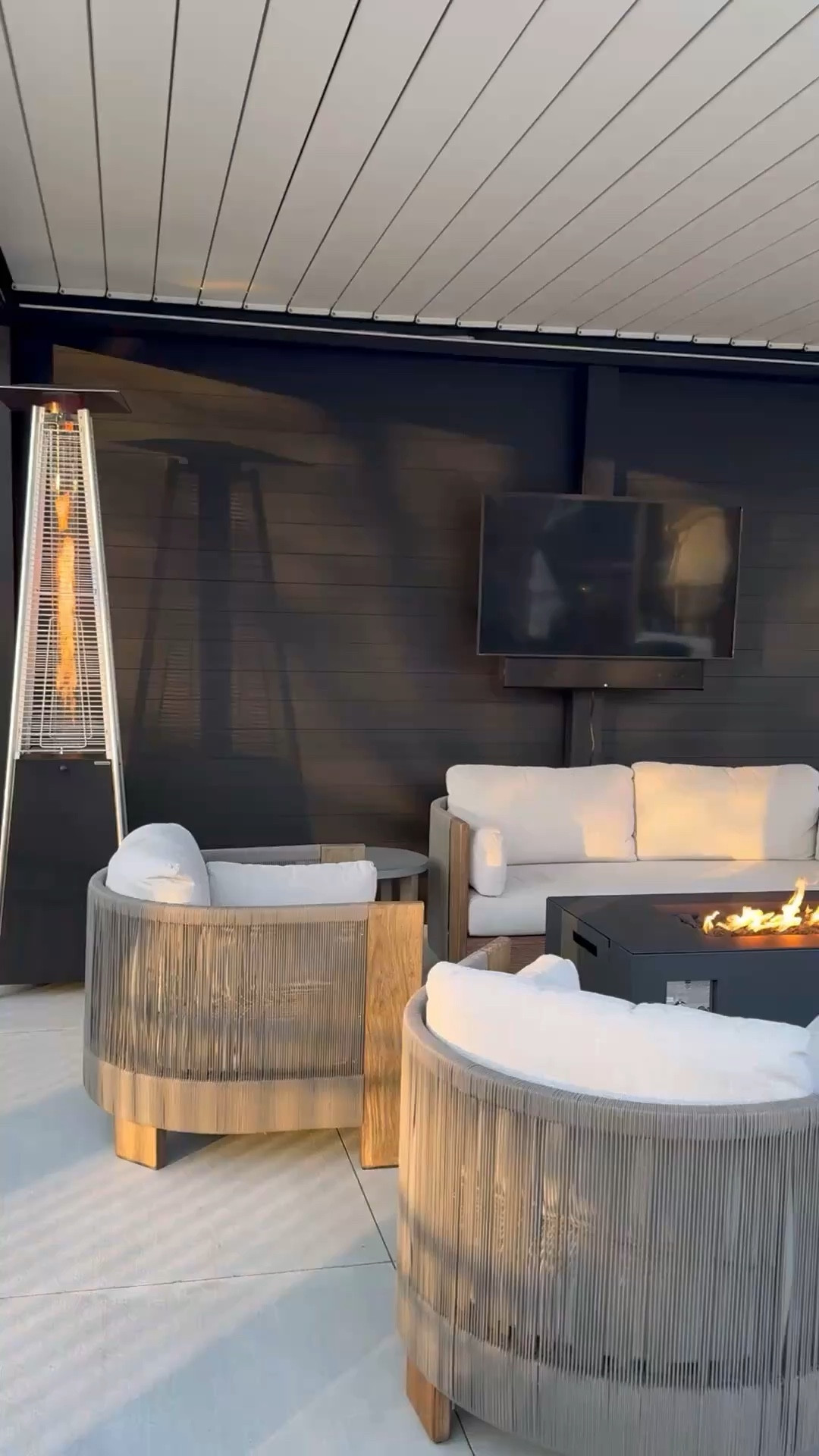 Late Winter or Early Spring? Everyday our weather tells a different story so we are staying warm regardless. There is nothing better than the fresh, crisp, spring air after being inside all winter! 

#LTKHome #LTKSaleAlert