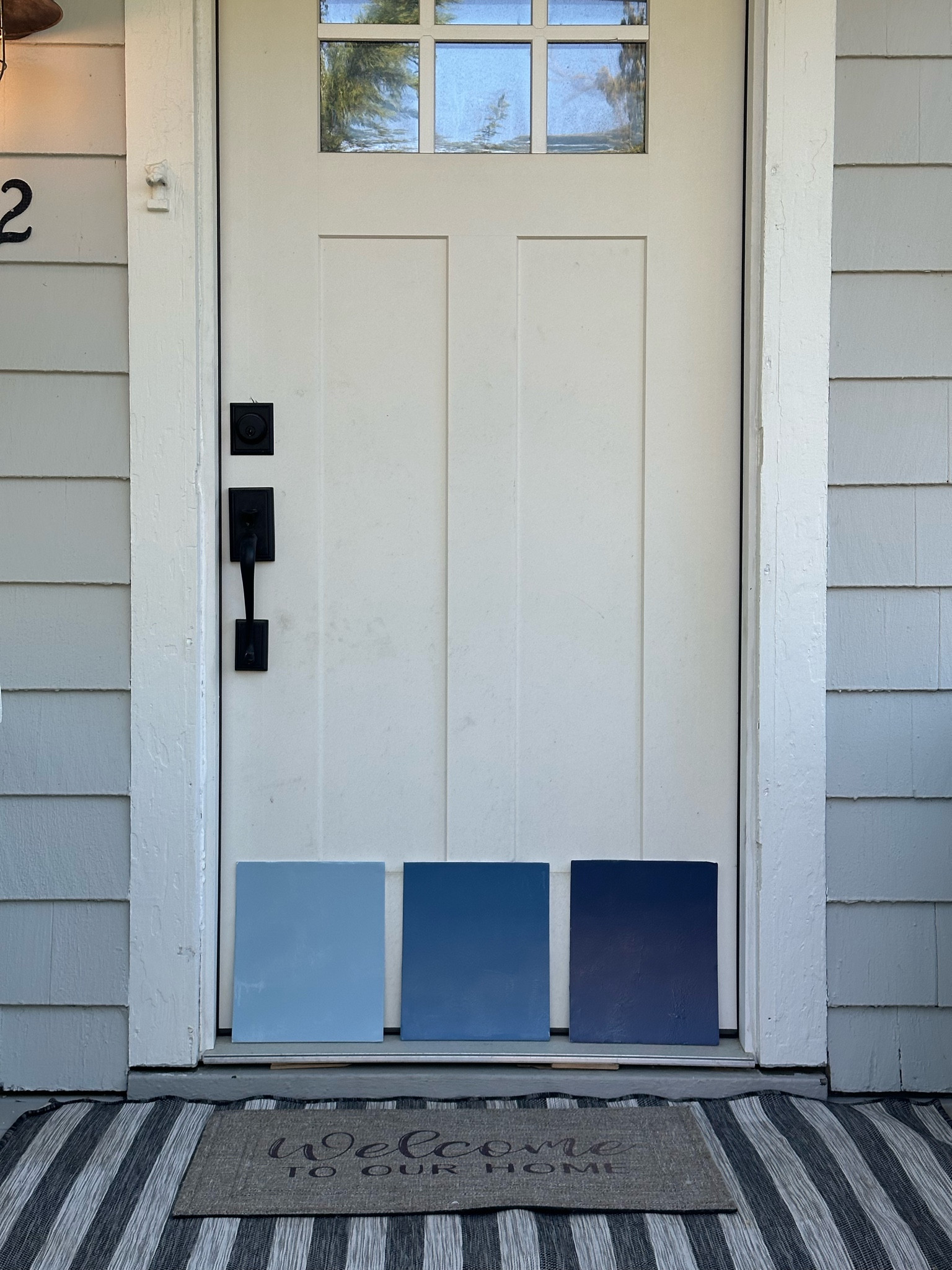 Paint Color Tester 

This paint color sample kit makes choosing a paint color so easy! It comes with 3 white boards, 3 mini foam rollers and trays and 3 labels. Highly recommend before choosing your next paint color! 

#LTKhome #LTKstyletip