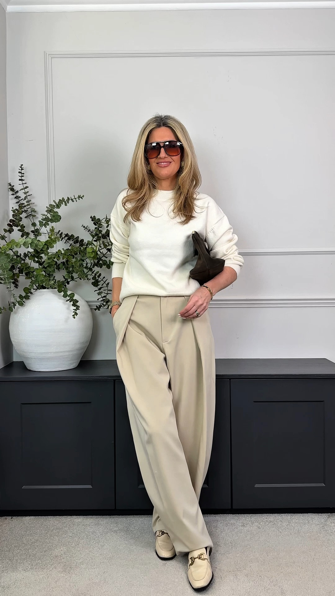 You all loved the black Zara Balloon trousers and now they’ve bought them out in beige - and here’s how I’m styling them for Spring! I’m wearing the XS and size S in everything else 🤎

#LTKspring #LTKSeasonal #LTKOver40