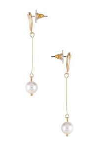 Click for more info about Kylie Earrings
                    
                    petit moments