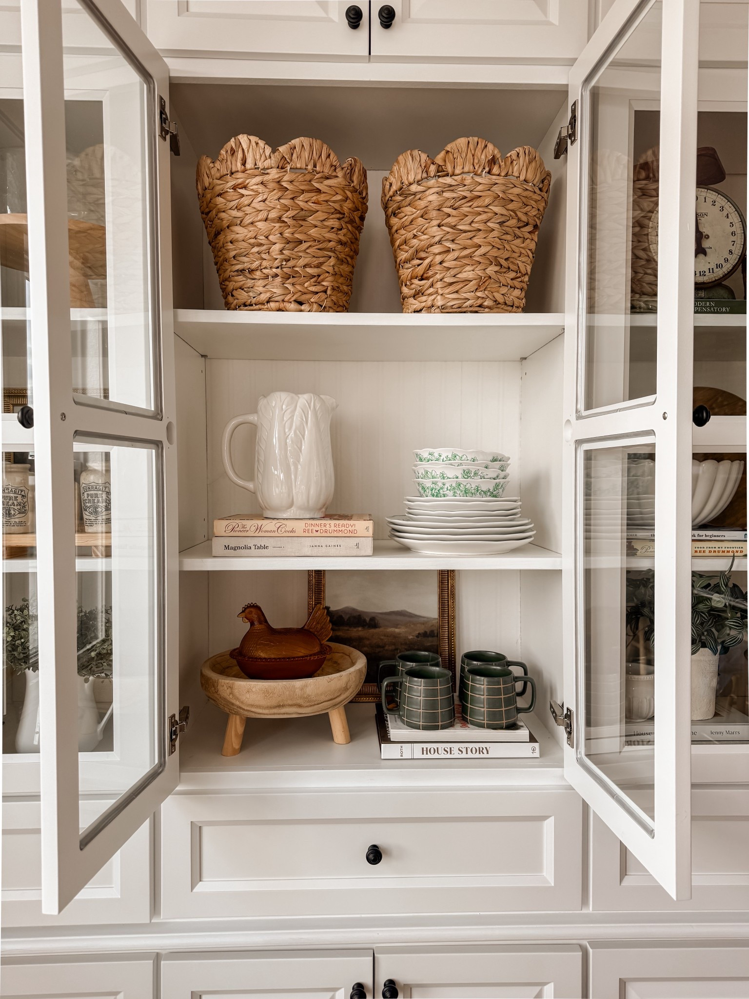 Love this decor!! 

Walmart home, Target home, Sarah Joy, kitchen decor, shelf decor 