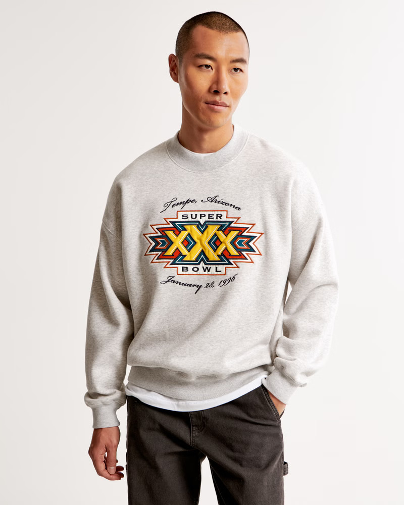 Super Bowl Graphic Crew Sweatshirt | Abercrombie & Fitch (US)