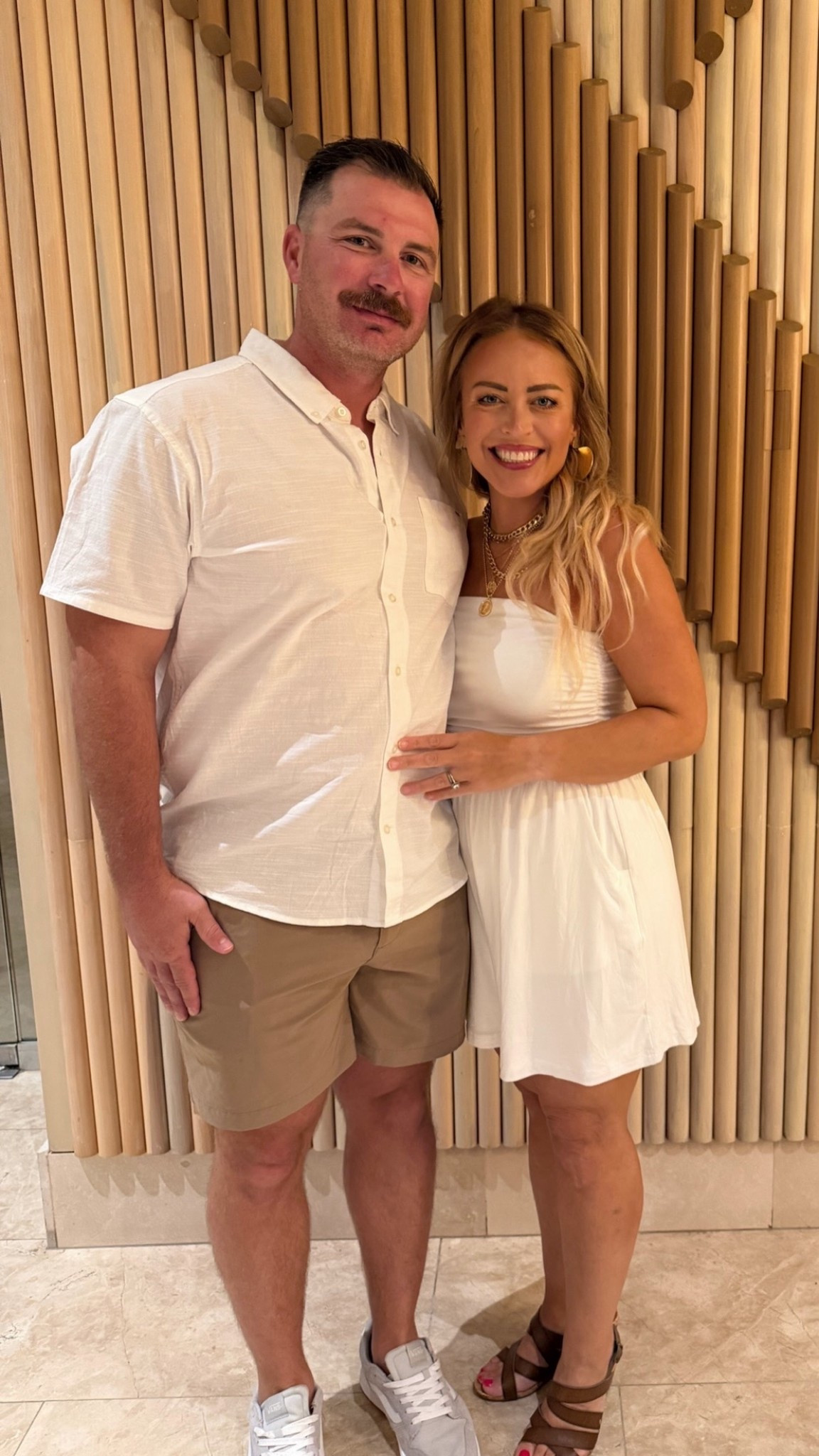 ✨ White Night Out ✨ in sunny Mexico ☀️ We were comfortable all night thanks to several of my favorite #Amazon essentials👌🏻



#LTKMens #LTKStyleTip #LTKPetite