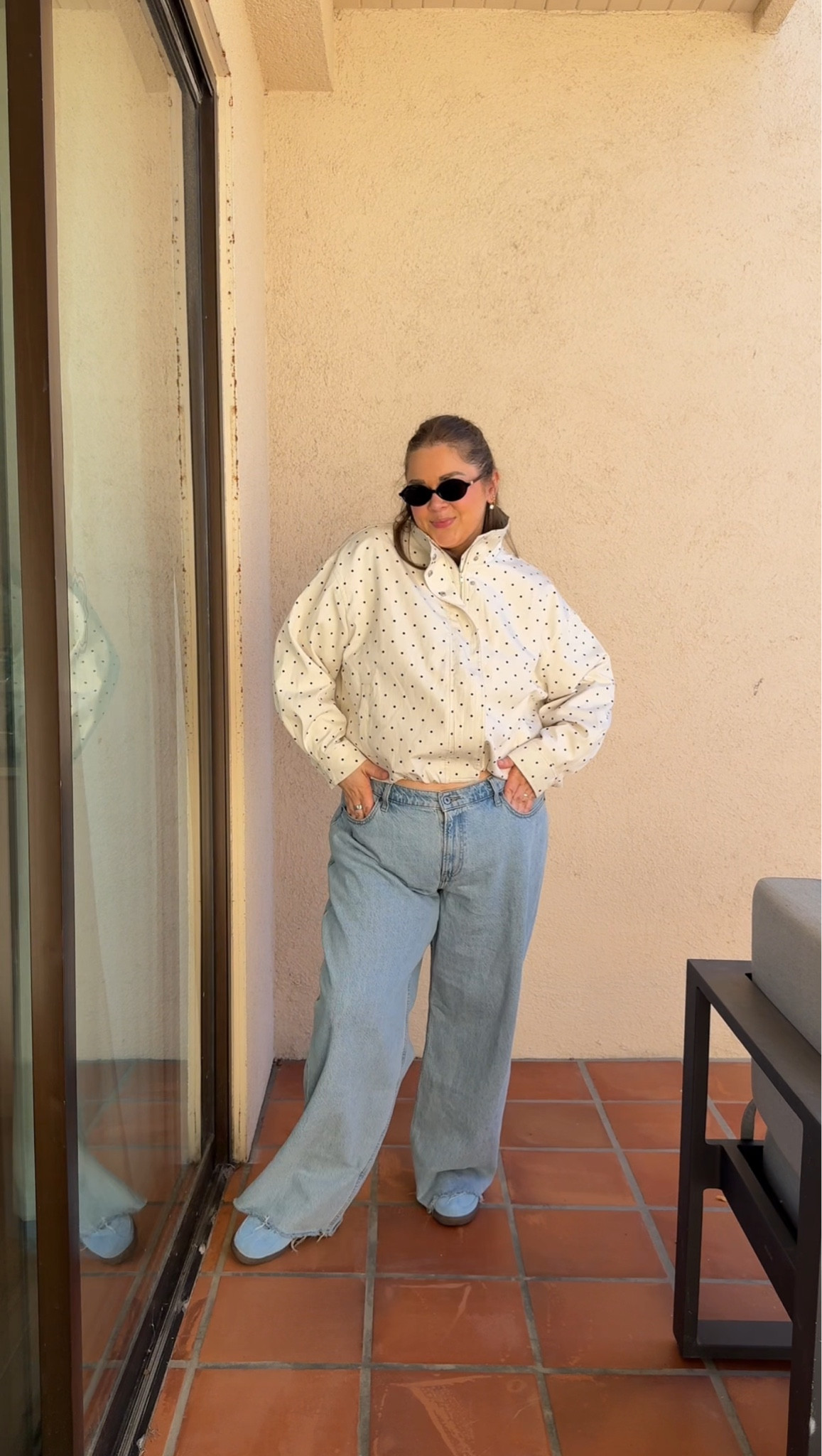 Spring break outfit plus size wearing large in jacket and 34 in jeans 

#LTKPlusSize