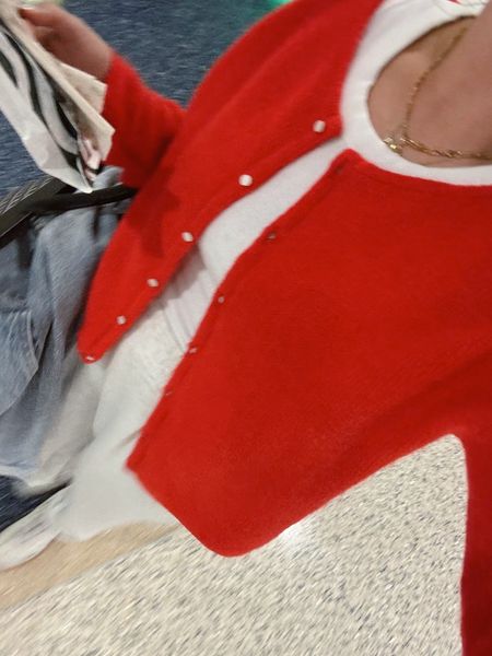 This red cardigan ❤️❤️ wearing size smalll

#LTKstyletip #LTKSeasonal