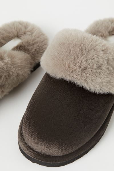 Warm-lined Indoor Slippers | H&M (US + CA)