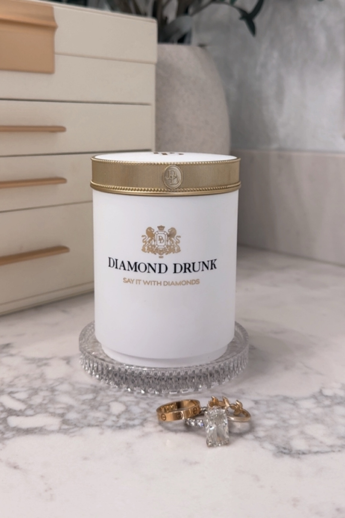 Jewelry cleaner concentrate!! Has my diamonds and jewelry looking brand new!

#LTKselfcare