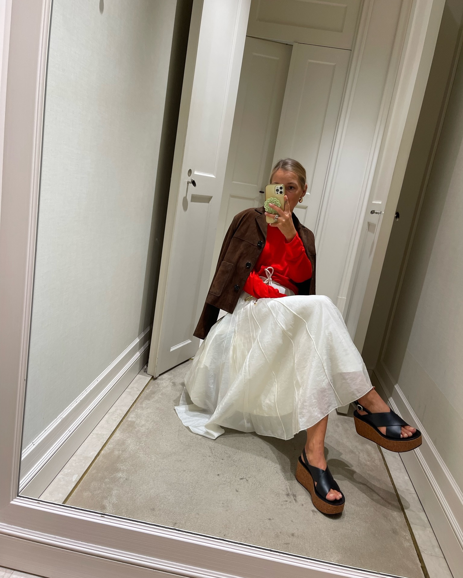 Red & white never goes wrong 🫶🏻

#LTKdeutschland #LTKautumn #LTKstyletip