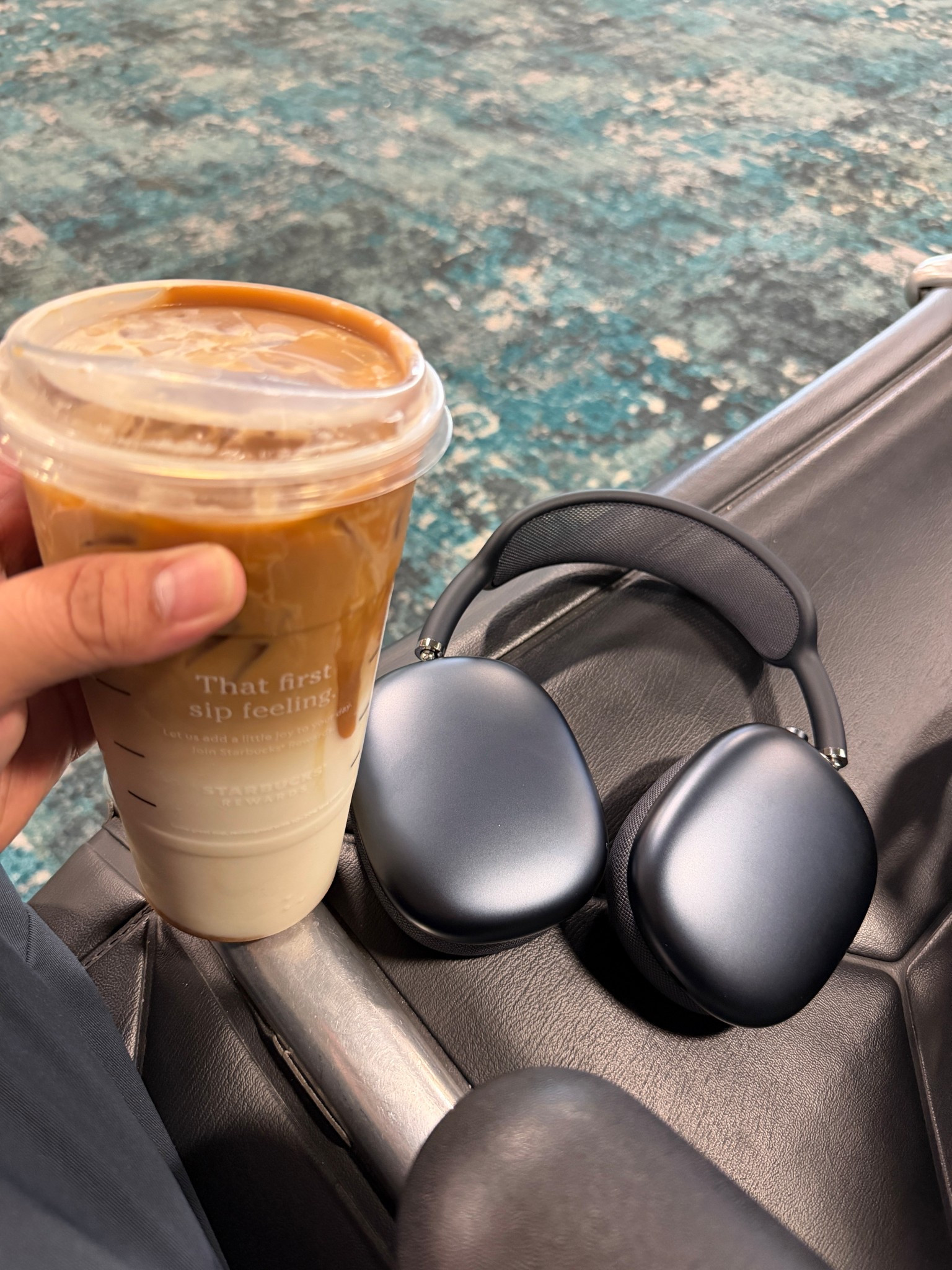 Best noise cancelling headphones to use on your trips! 🎧

#LTKdayinmylife #LTKTravel #LTKvlog